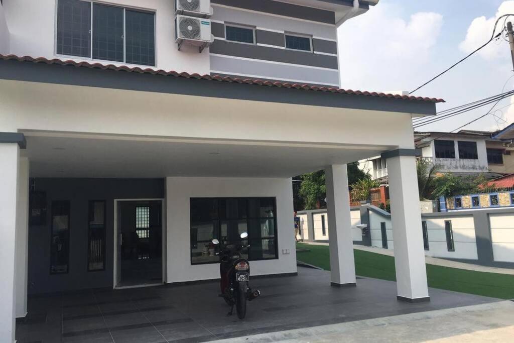 22Pax :Taman Pelangi Party House Nearby Midvelly Villa Johor Bahru Exterior photo